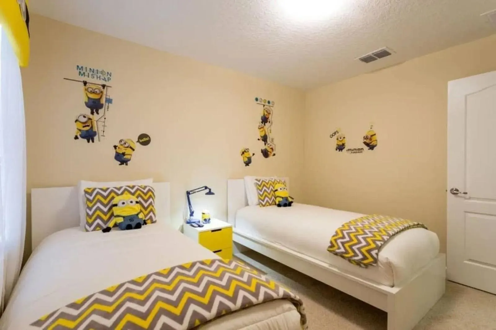 Spacious 5Br Home W/ Pool & Themed Bedrooms! Davenport United States